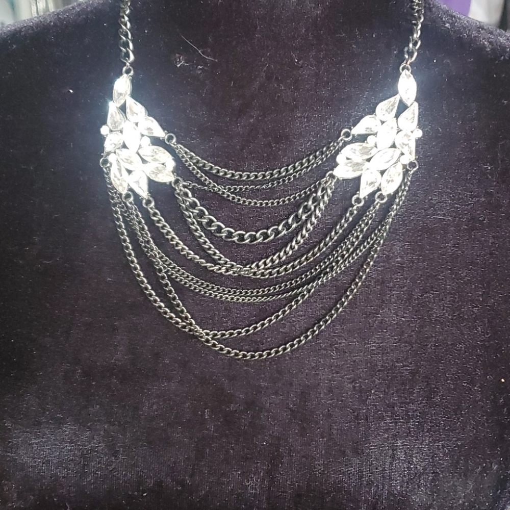 Statement necklace